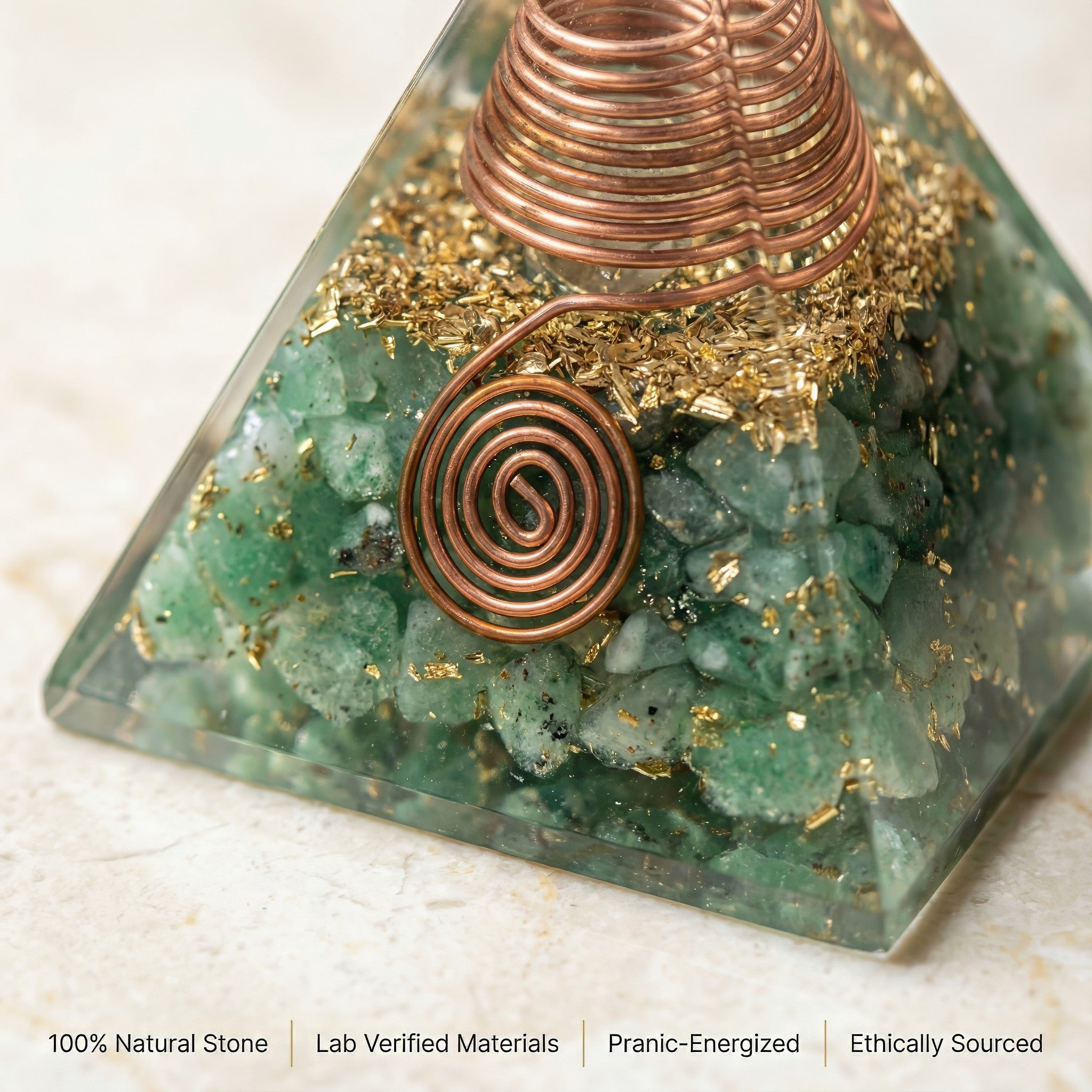 Pyramide d'aventurine verte
