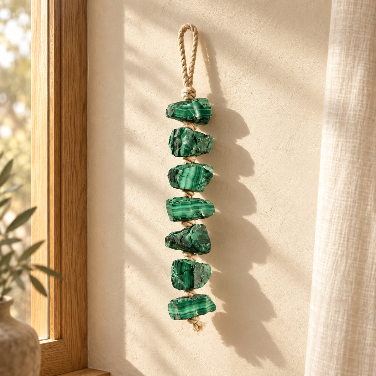 Malachite Hanging, main view