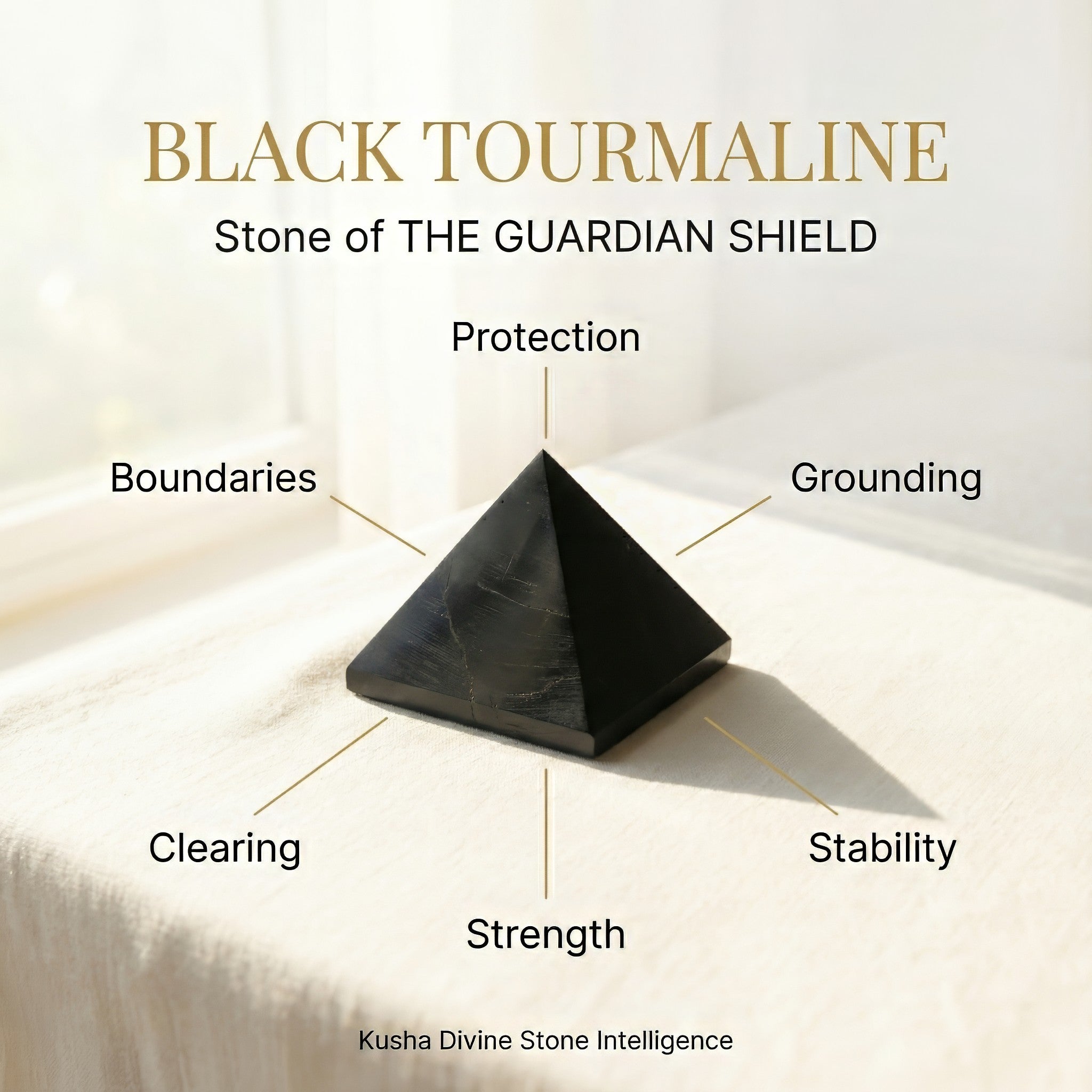 Pyramide de tourmaline noire