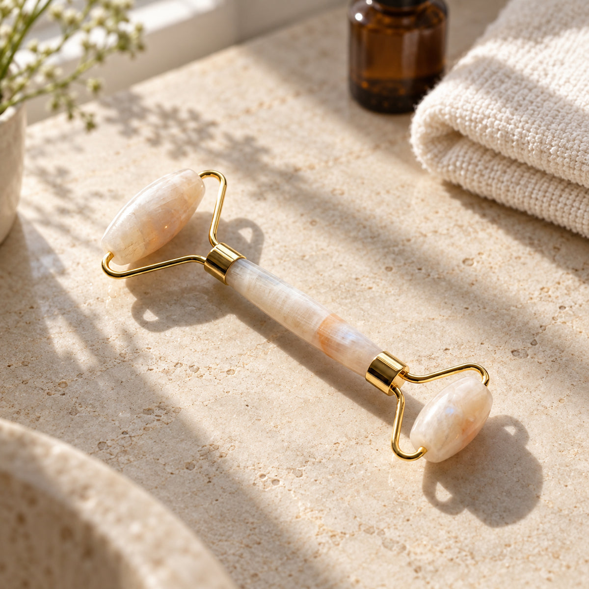 Moonstone Facial Roller, main view