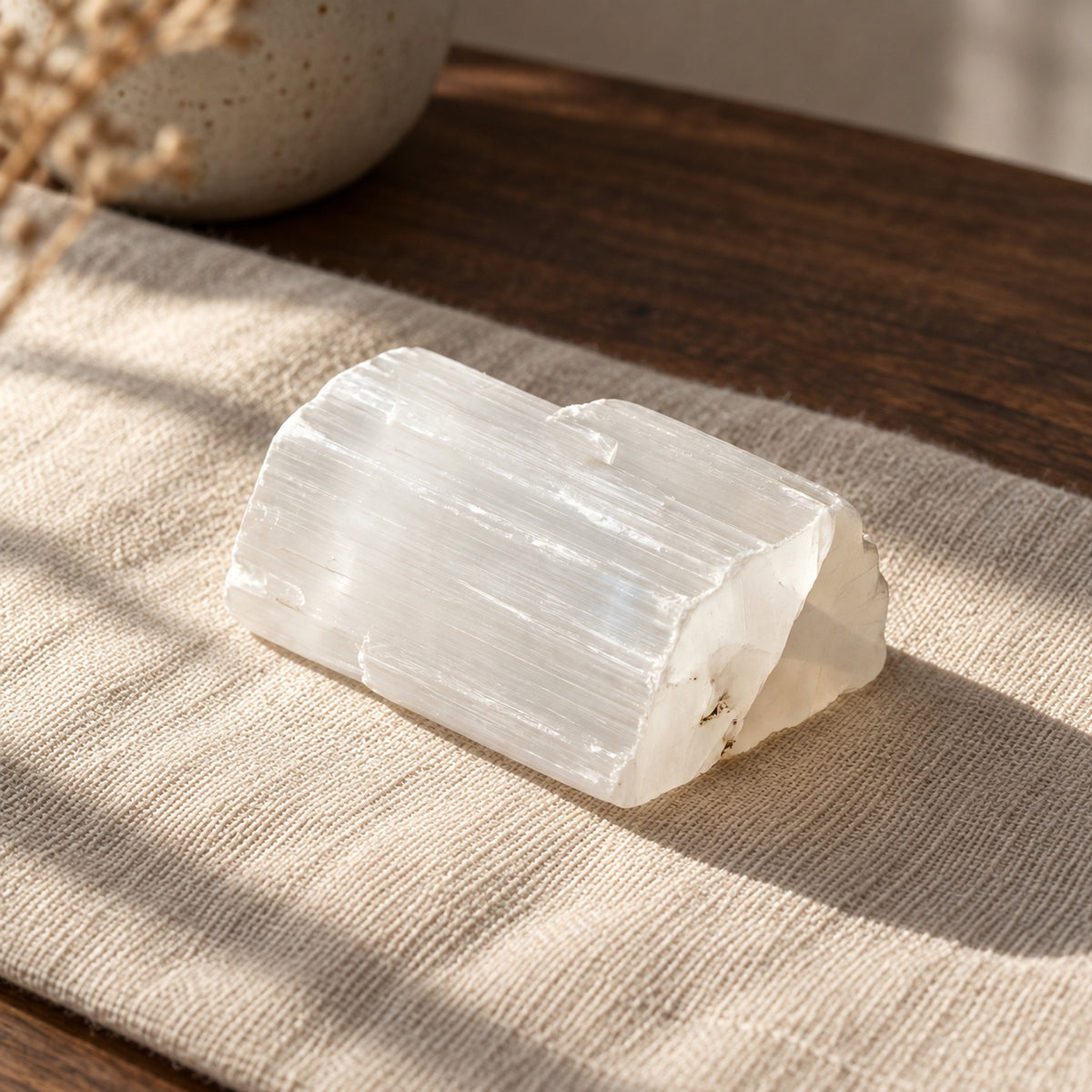 Selenite Raw Stone, main view